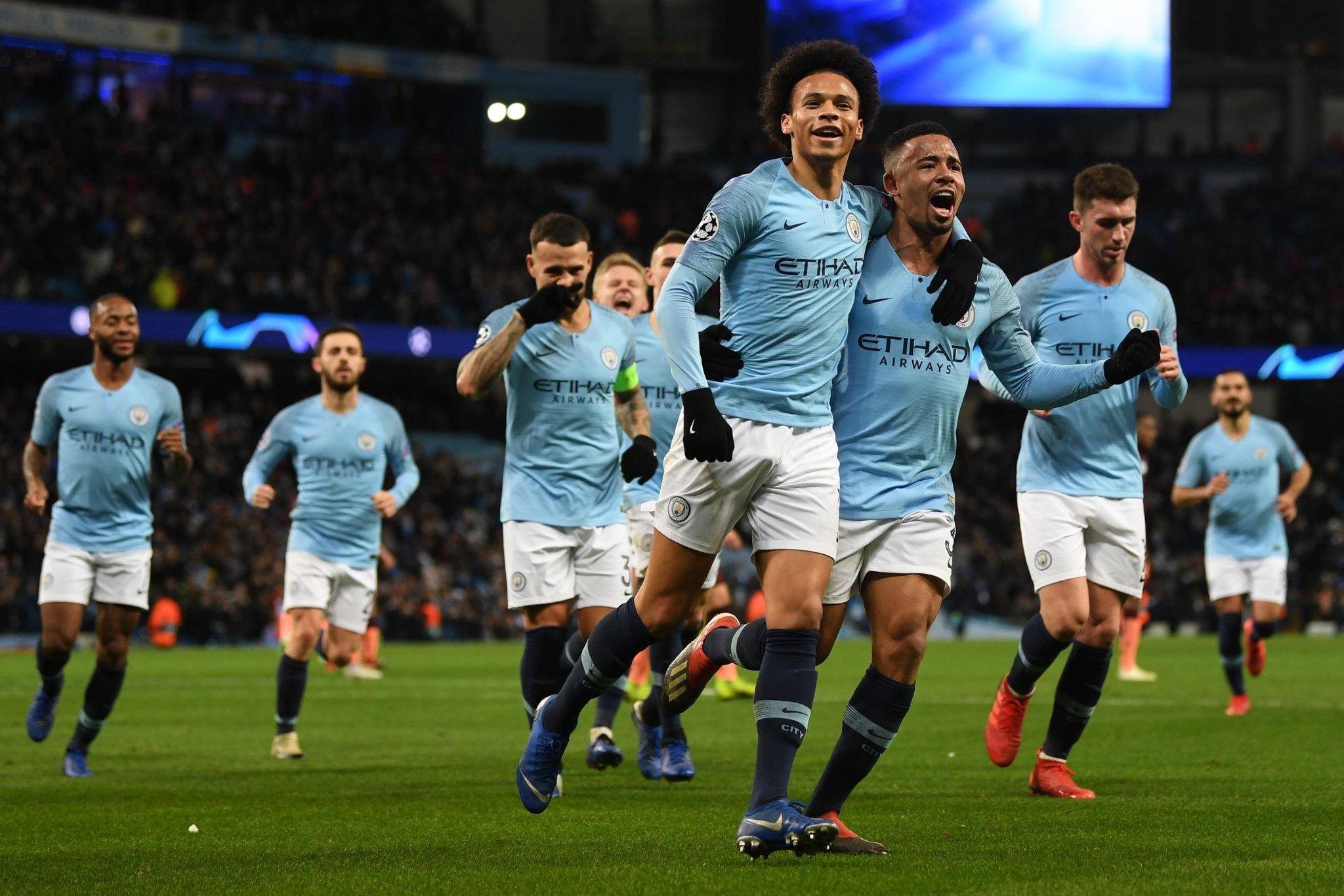 級巨星如何 級巨星如何